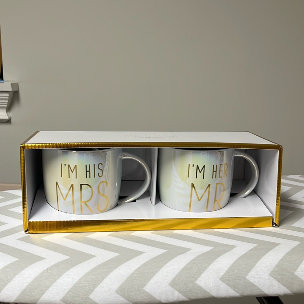 New in box Ceramic mugs